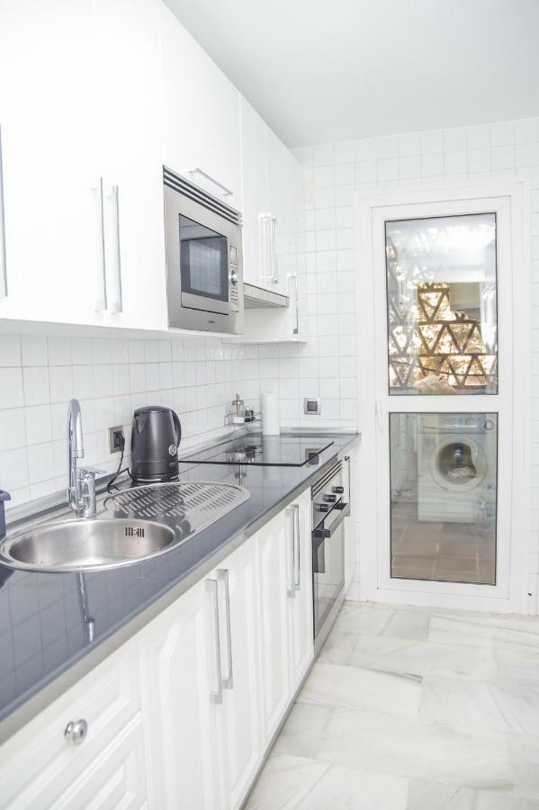1Br Beachfront Complex - Mi Capricho Sitio de Calahonda 외부 사진